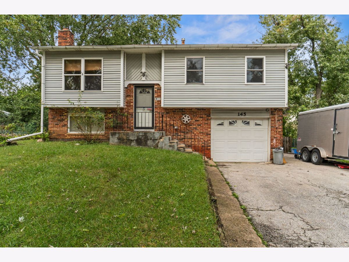 Homes For Sale Sugarbrook Bolingbrook Illinois, 145 Bedford Road