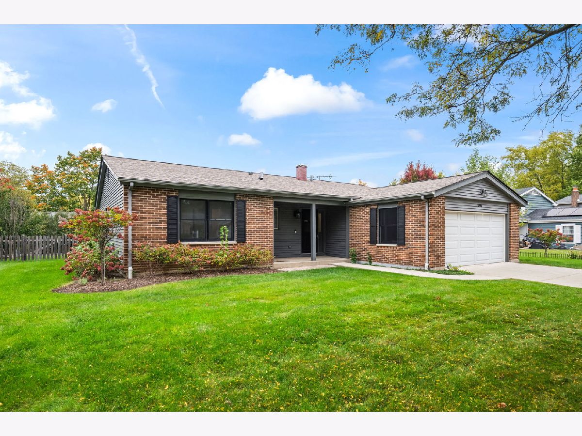 Homes For Sale Greentree Libertyville Illinois, 1034 Tamarack Lane