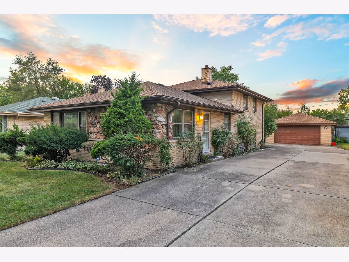  For Sale Oak Lawn Illinois, 10220 Kostner Avenue