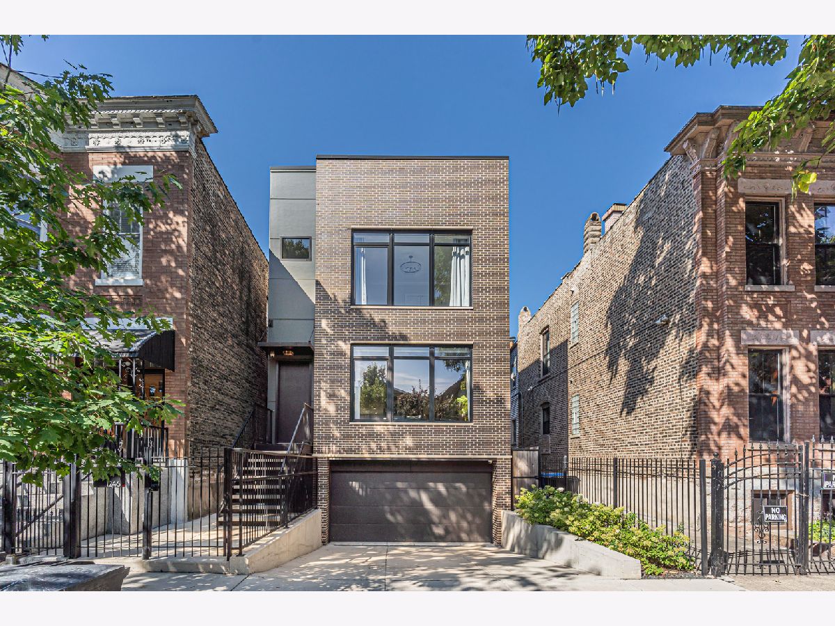  For Sale Chicago Illinois, 1246 Marion Court