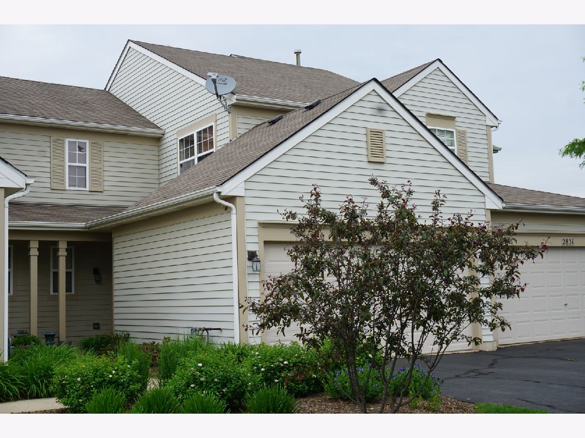Townhomes & Condos For Rent Windridge Naperville Illinois, 2833 Vernal