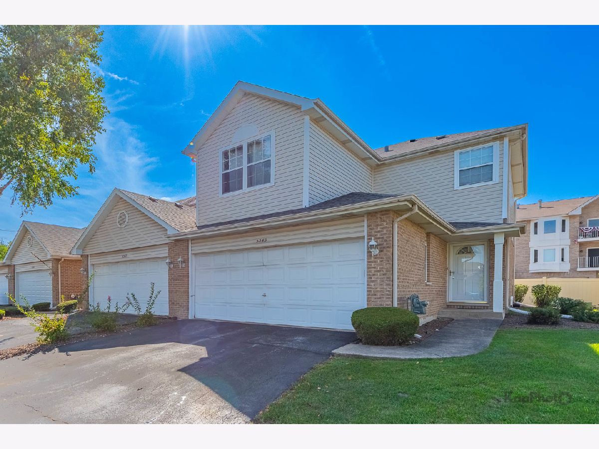  For Sale Alsip Illinois, 5245 Mint Julip Drive