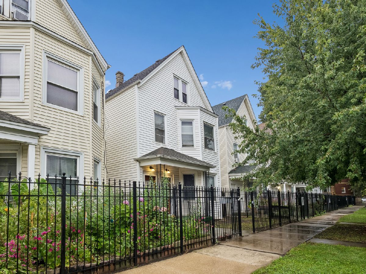  Sold Chicago Illinois, 2953 Hamlin
