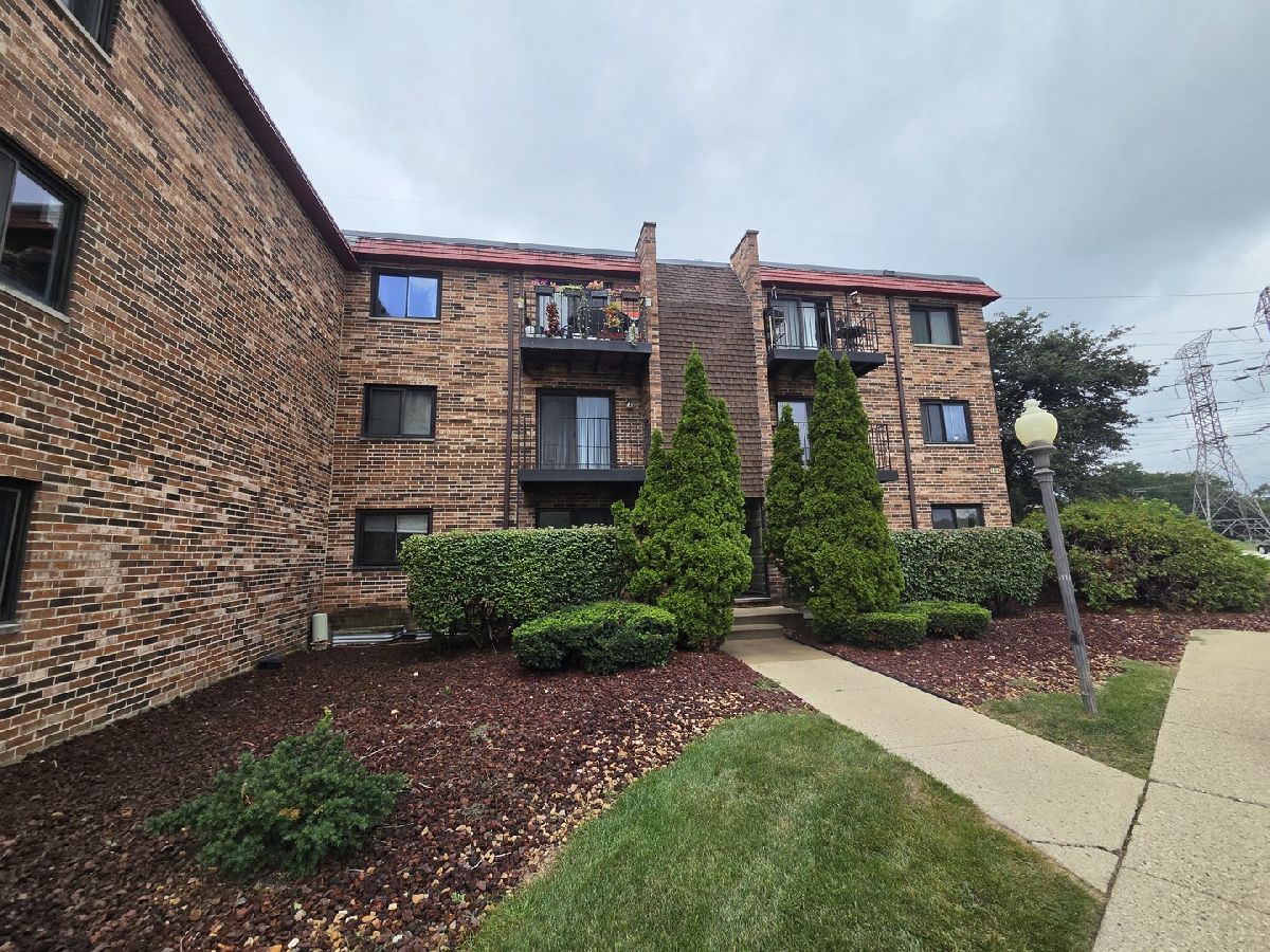  For Rent Mount Prospect Illinois, 1761 Algonquin
