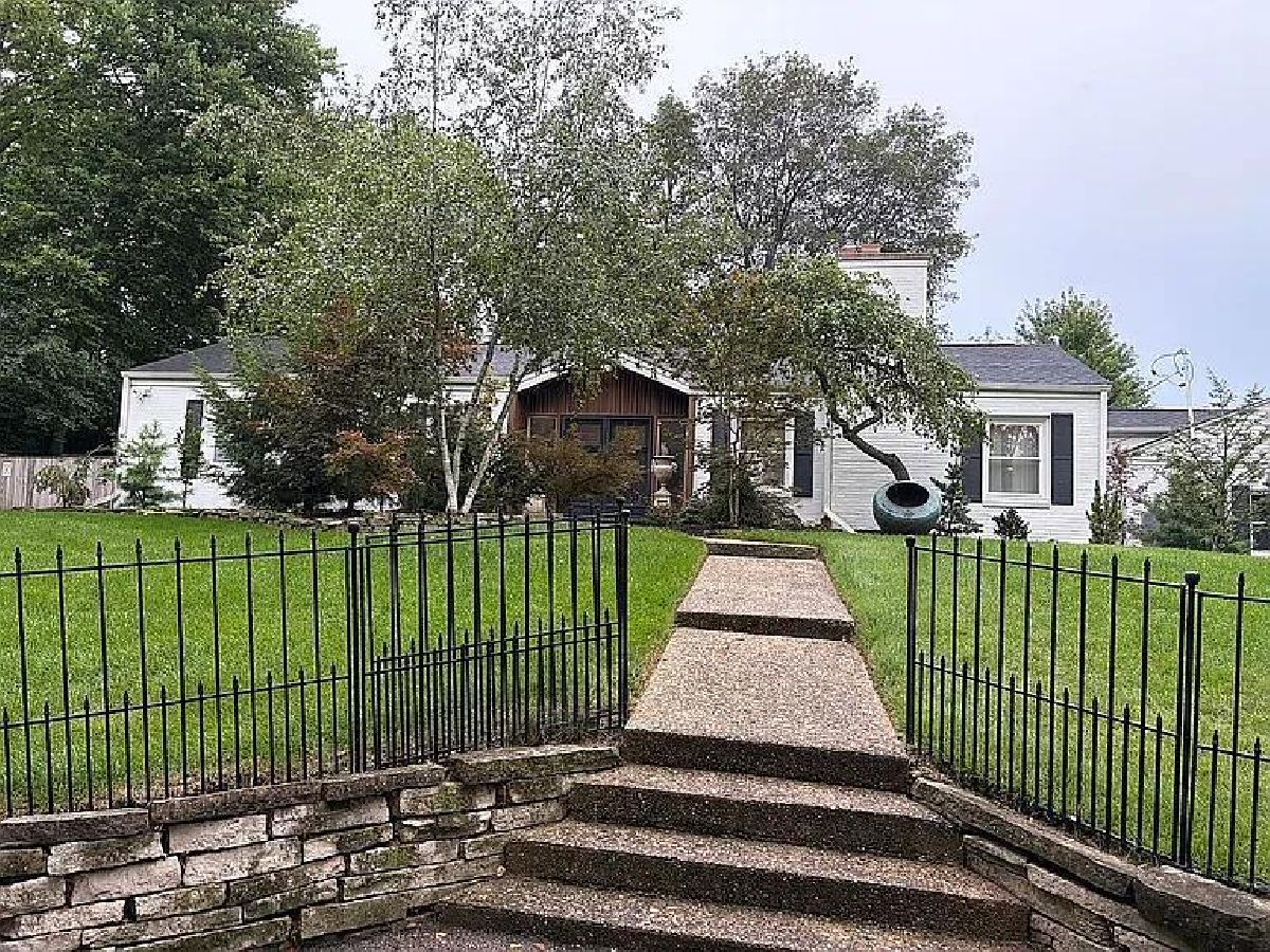  For Sale Rockford Illinois, 3105 Landstrom Road