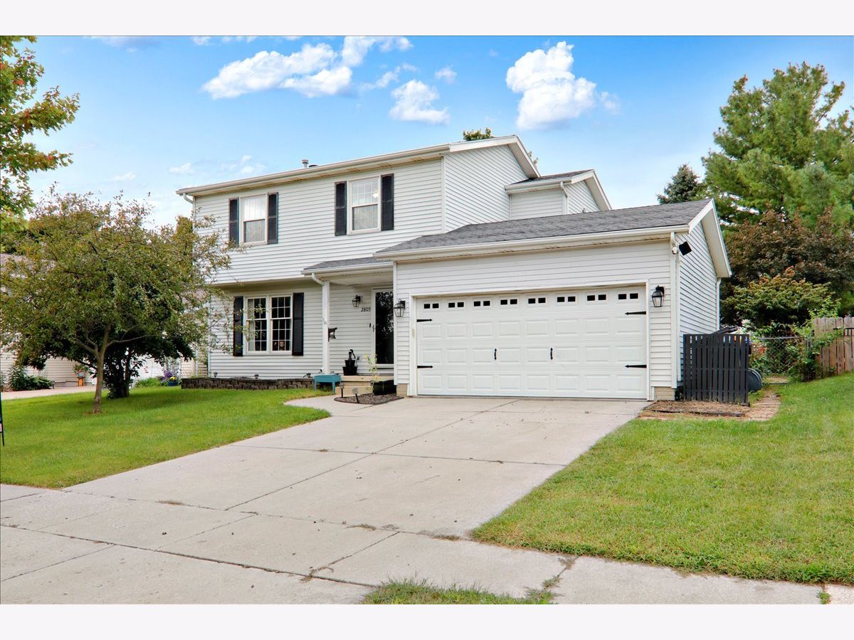  For Sale Bloomington Illinois, 2805 Rocksbury Drive