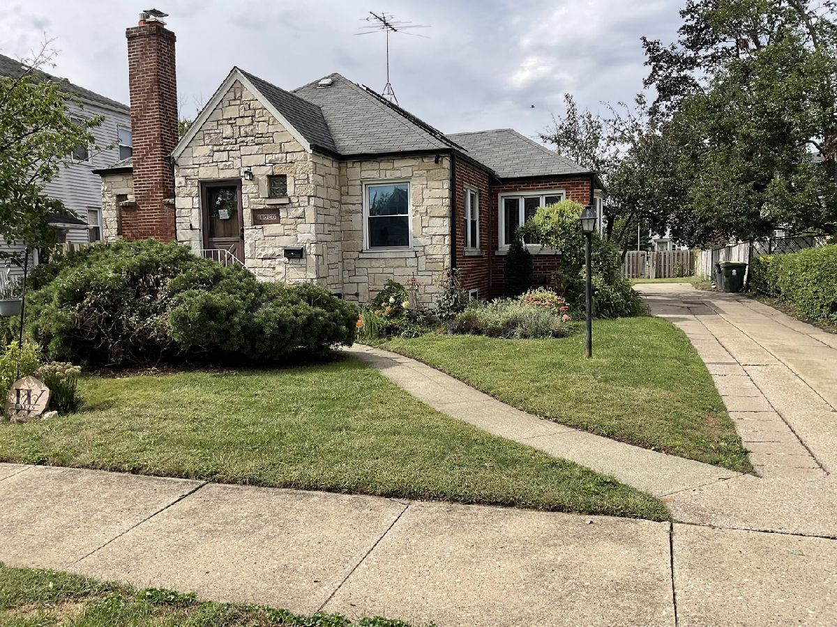  For Rent Lansing Illinois, 18326 Walter