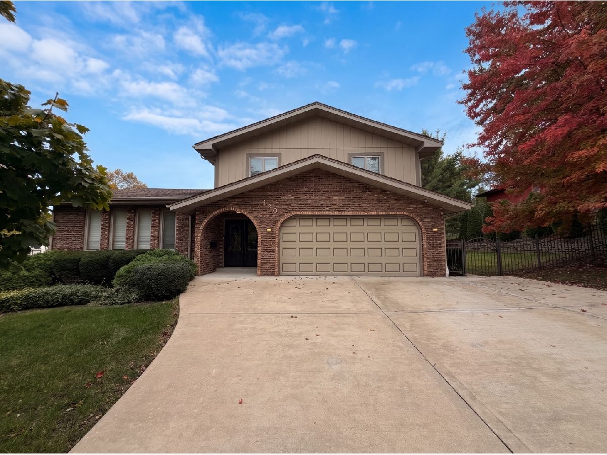  For Sale Lemont Illinois, 420 Freehauf Street