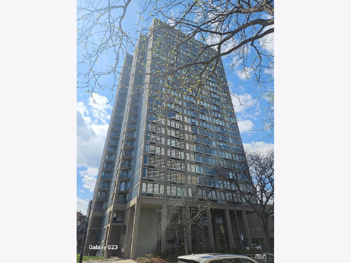  For Sale Chicago Illinois, 5320 Sheridan Road