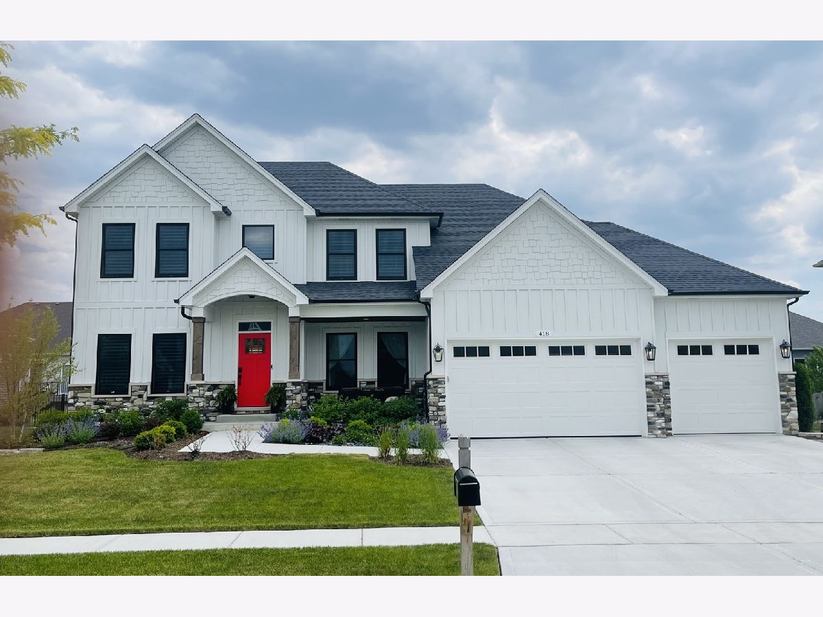  For Sale Oswego Illinois, 677 Cumberland Lane