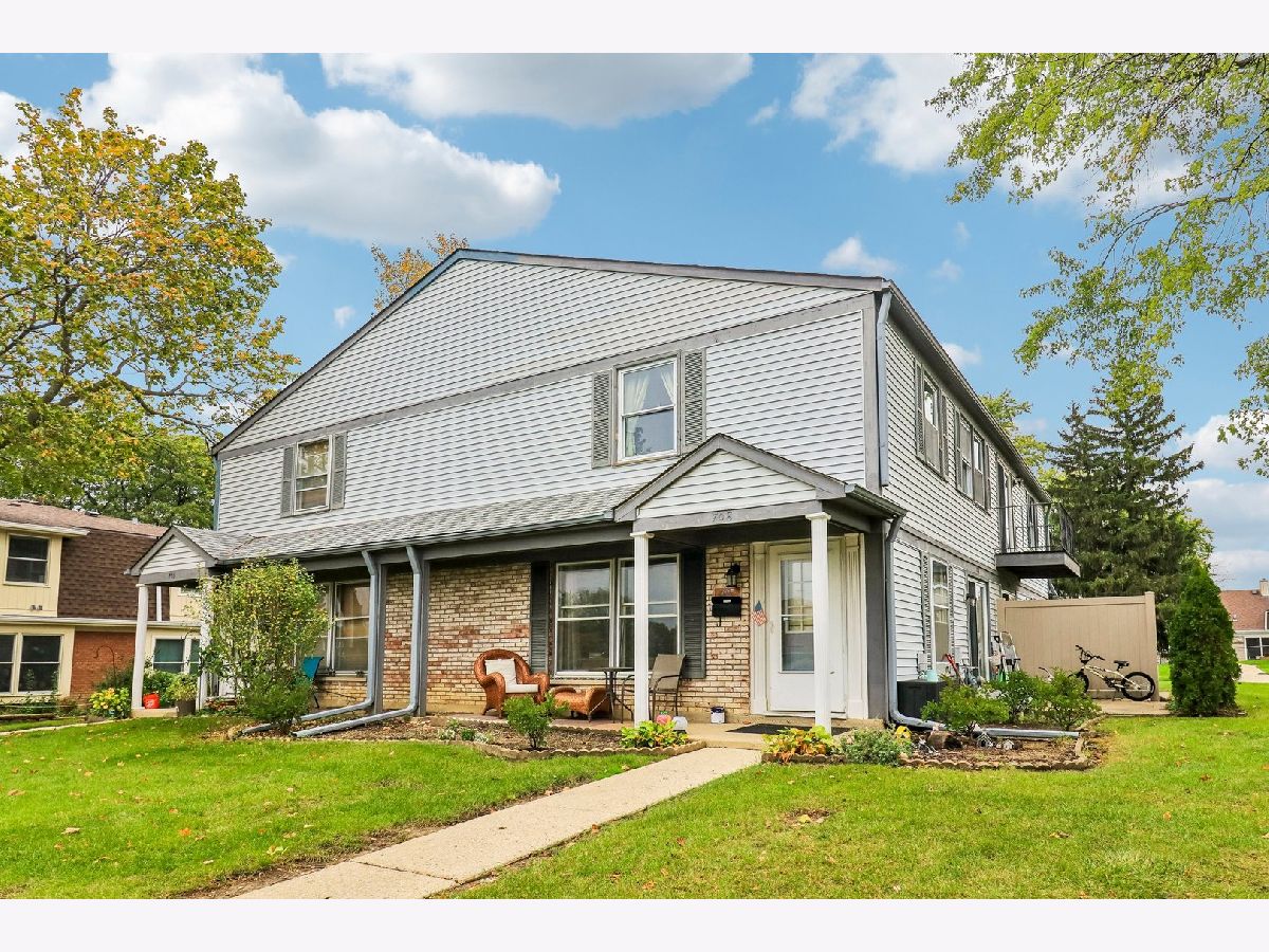 For Sale Schaumburg Illinois, 708 Shaw Court