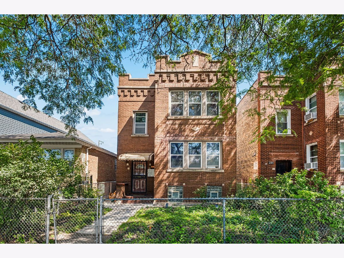  For Sale Chicago Illinois, 2019 Leclaire Avenue