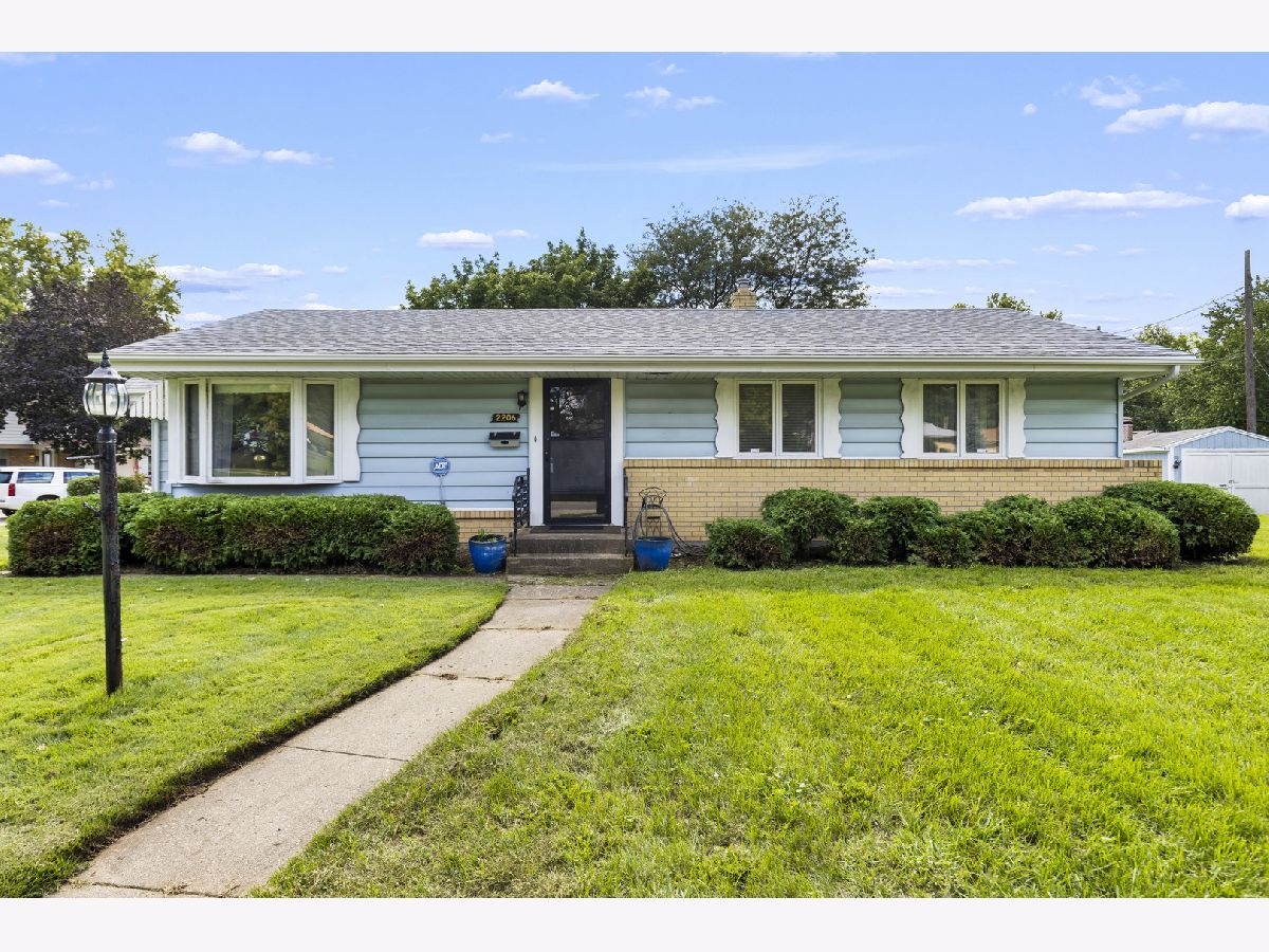  For Sale Rockford Illinois, 2206 Halsted Road