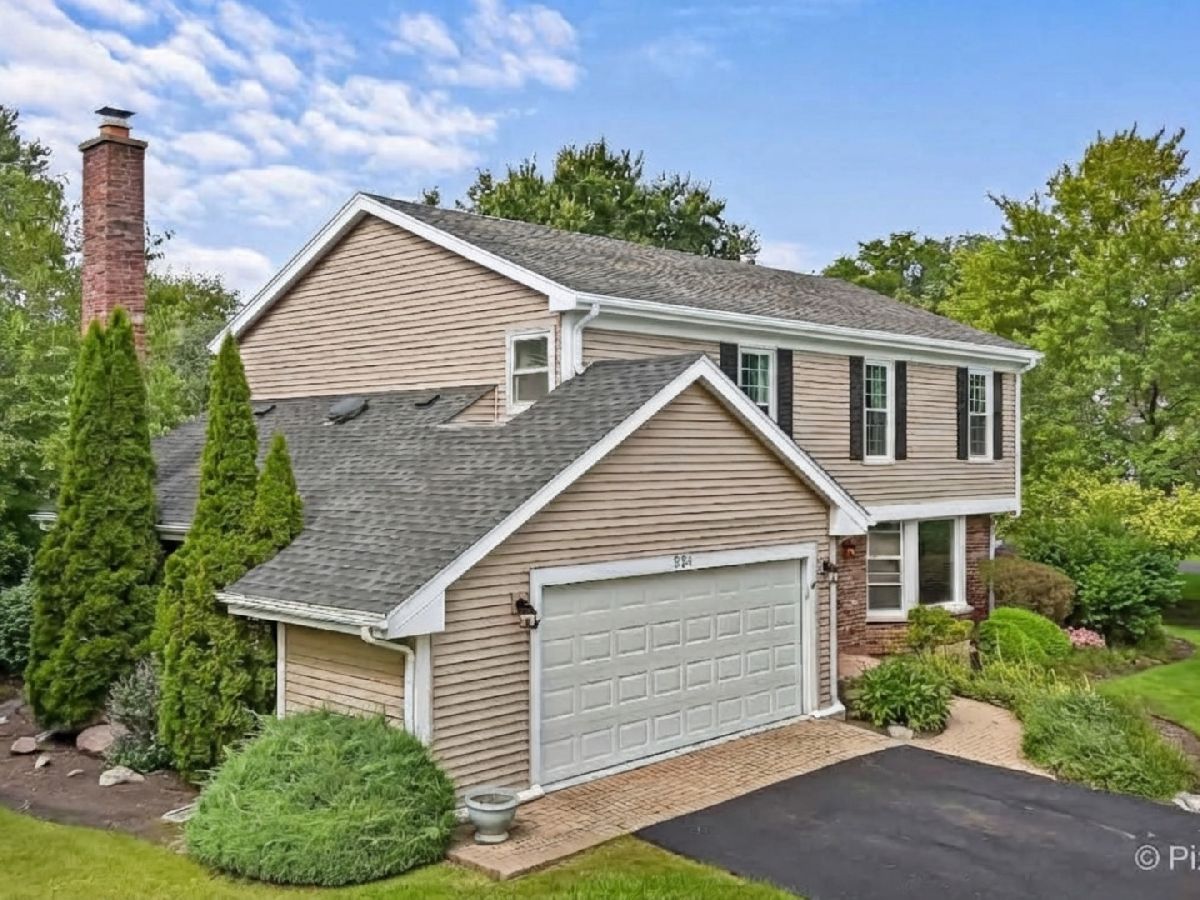 Homes For Sale Tullamore Mundelein Illinois, 556 Westminster Place
