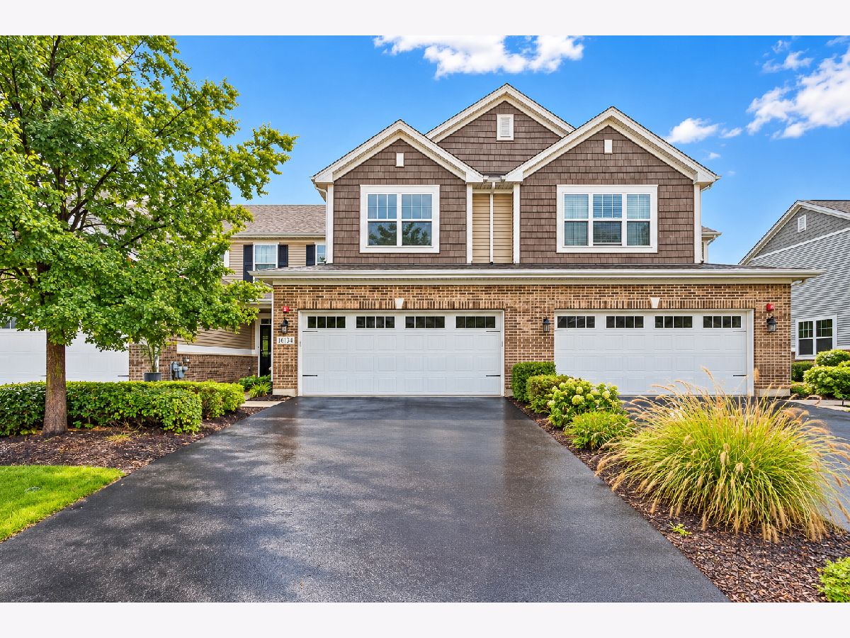 Townhomes For Sale The Townes At Sagebrook Lockport Illinois, 16134 Coneflower Drive