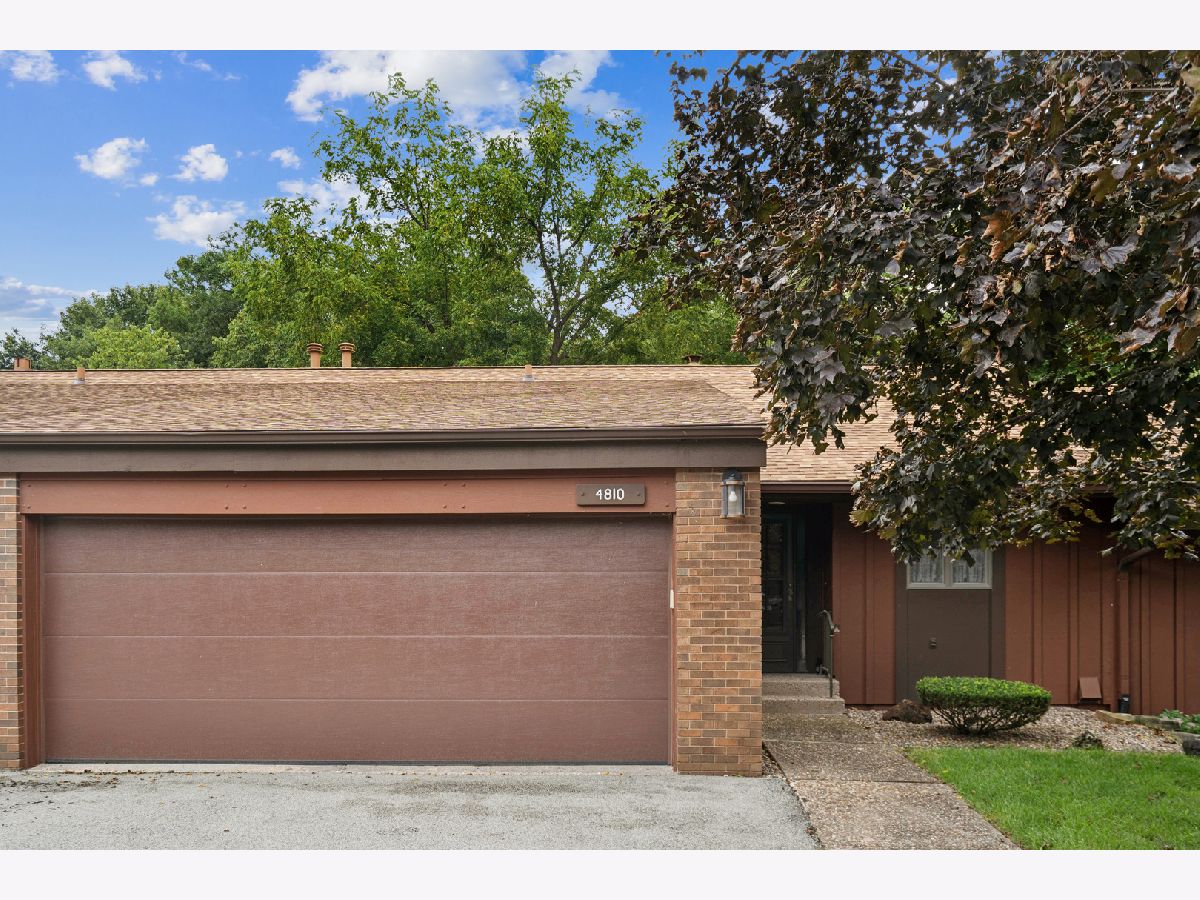  For Sale Moline Illinois, 4810 6th Avenue Drive