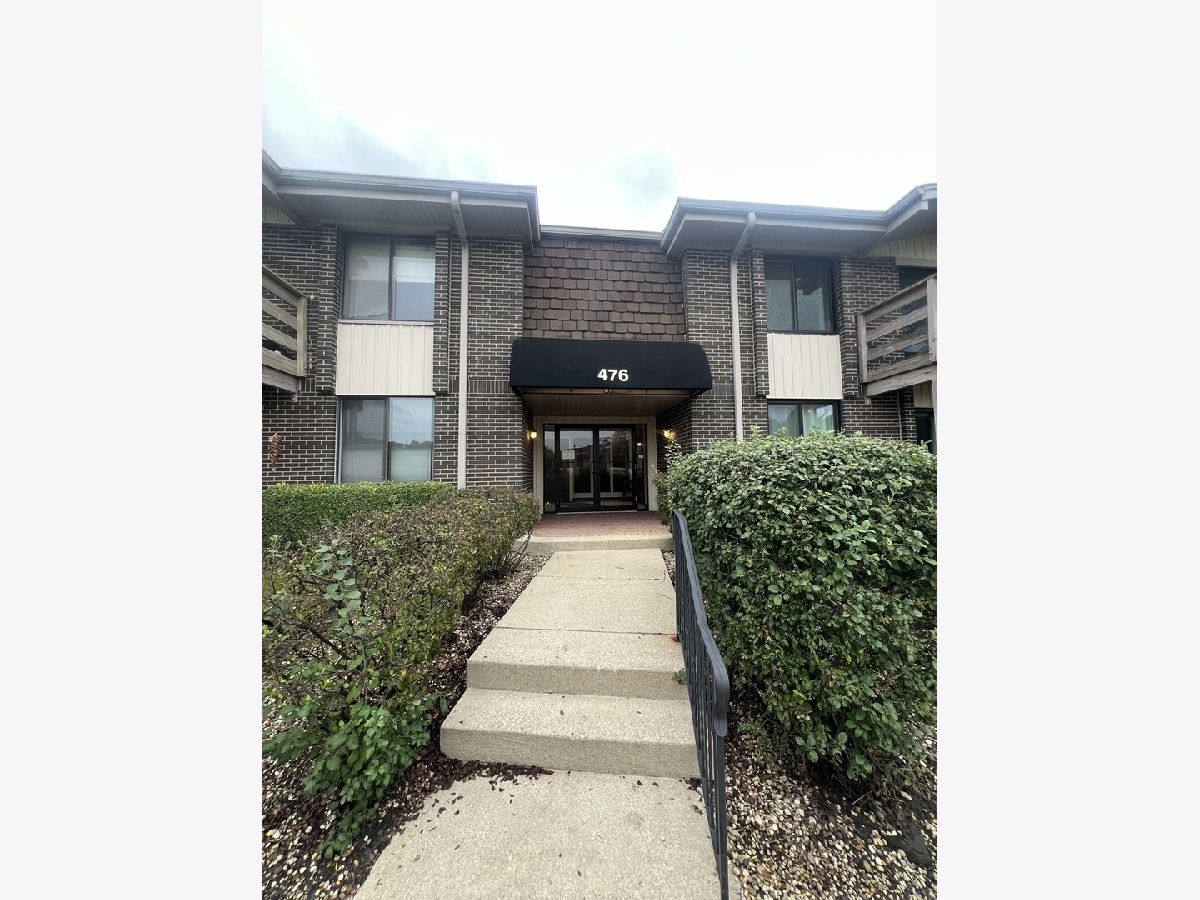  For Sale Glen Ellyn Illinois, 476 Raintree Court