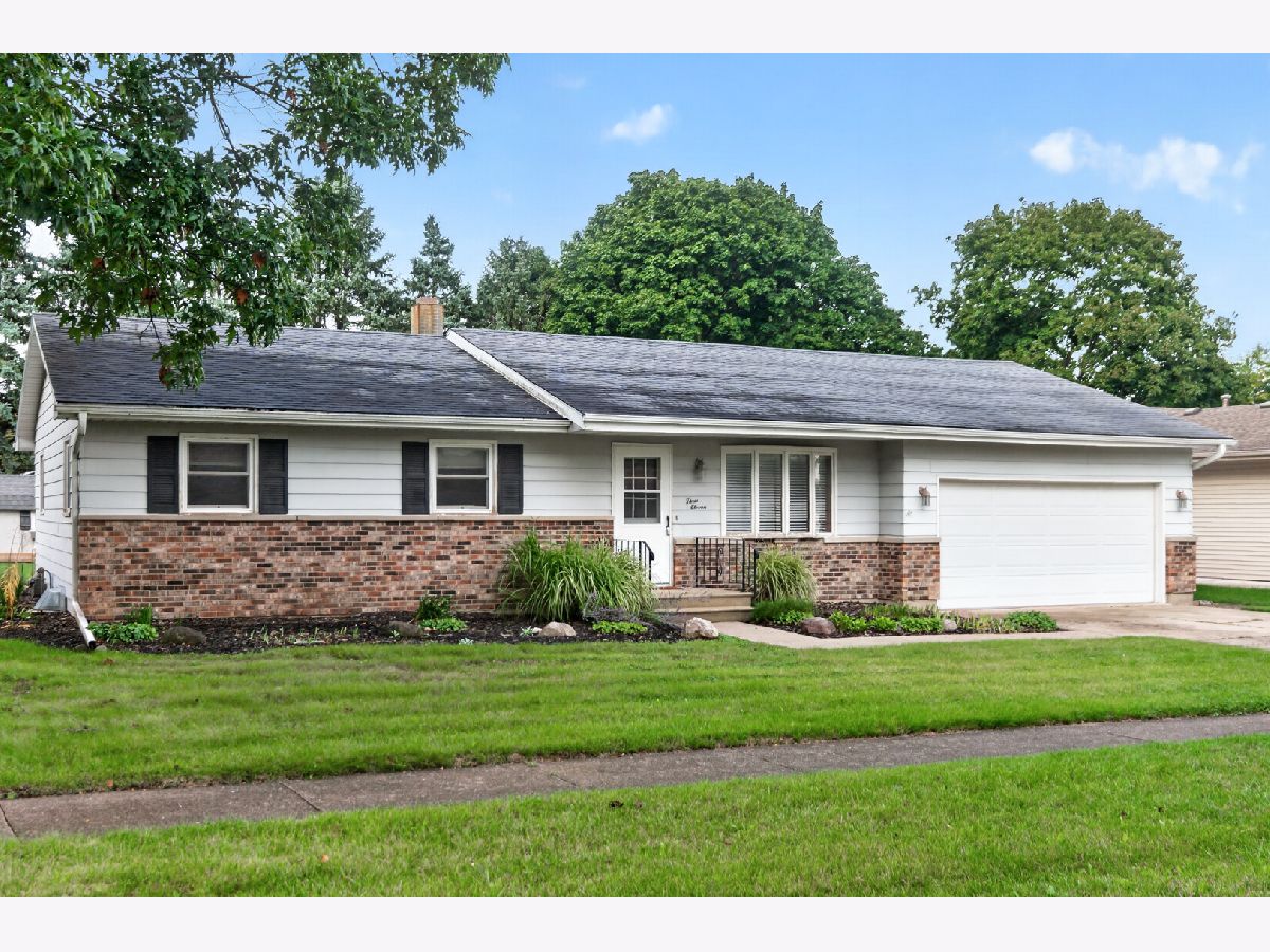  For Sale Sycamore Illinois, 311 George Street