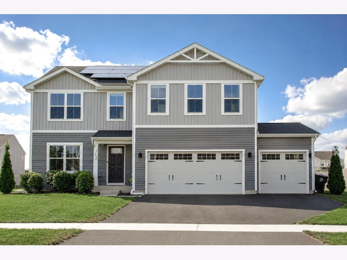  For Sale Yorkville Illinois, 362 Biscayne Lane
