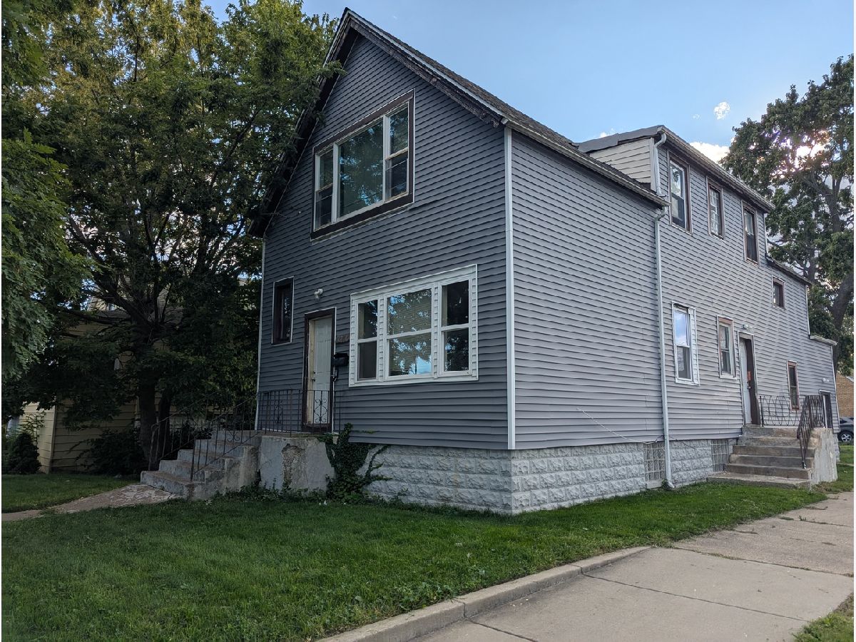  For Sale Chicago Illinois, 10700 Avenue M