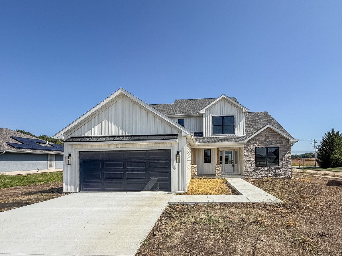  For Sale Urbana Illinois, 502 Beacon Hill Circle