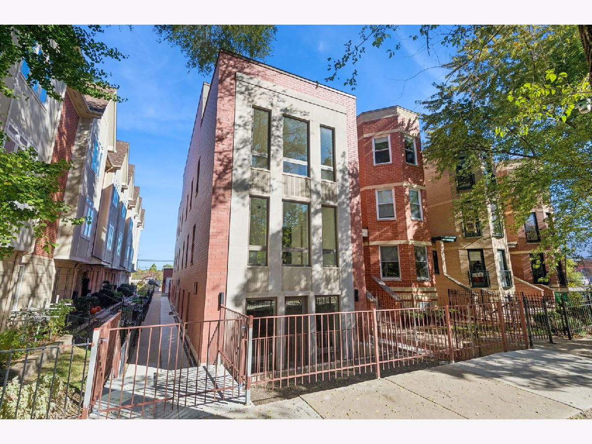  Rented Chicago Illinois, 2323 Lister