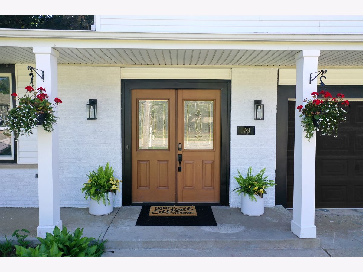Homes For Sale English Valley Palatine Illinois, 1061 Smith Street