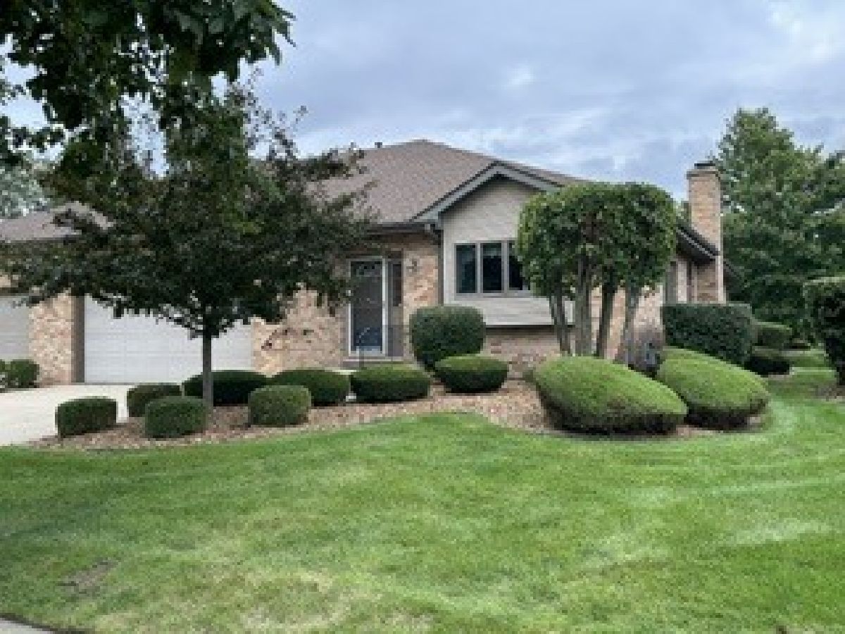  For Sale New Lenox Illinois, 80 Fairfield Drive