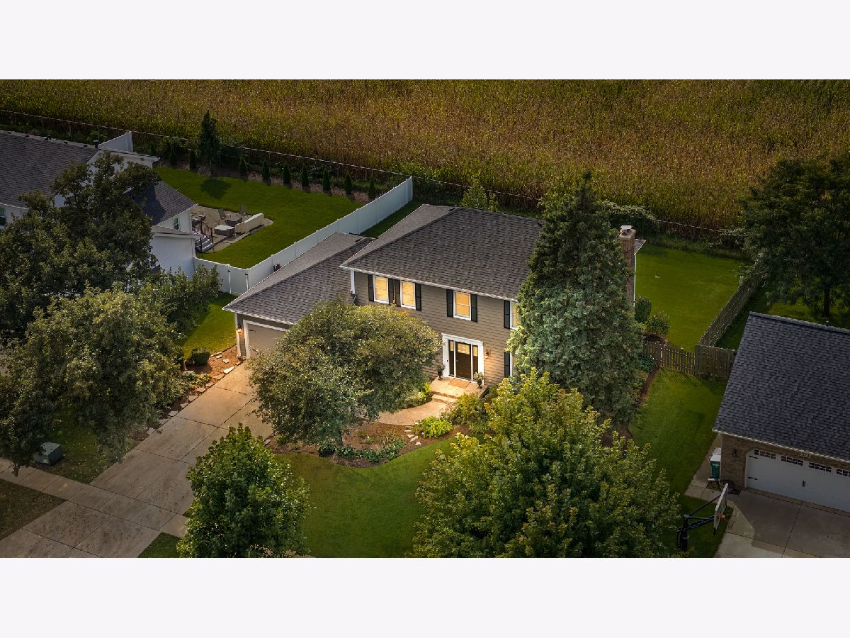  For Sale Batavia Illinois, 733 Millview Drive