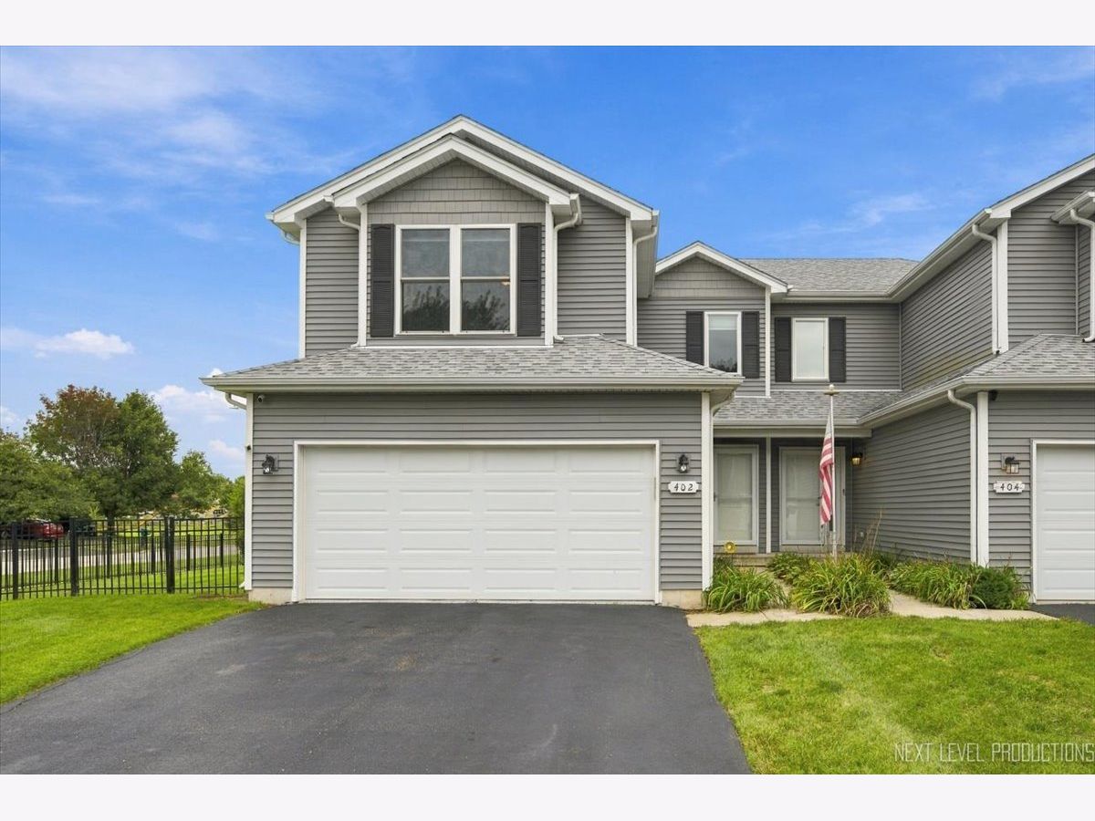  For Sale Maple Park Illinois, 402 Elizabeth Street