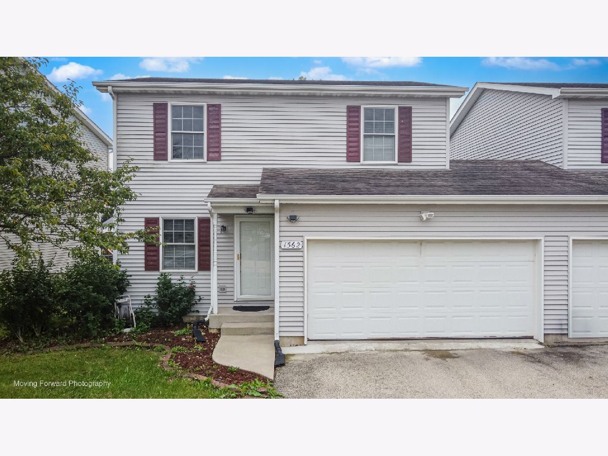  For Sale Dekalb Illinois, 1562 Moluf Street
