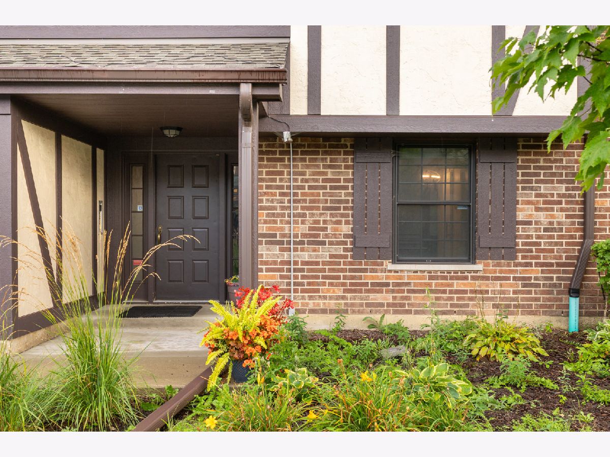  For Sale Wood Dale Illinois, 704 Elizabeth Drive