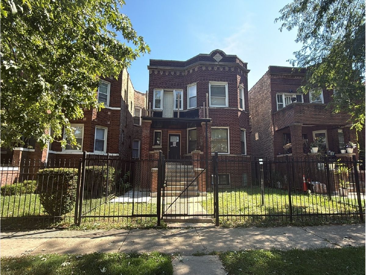  For Sale Chicago Illinois, 169 Lockwood Avenue