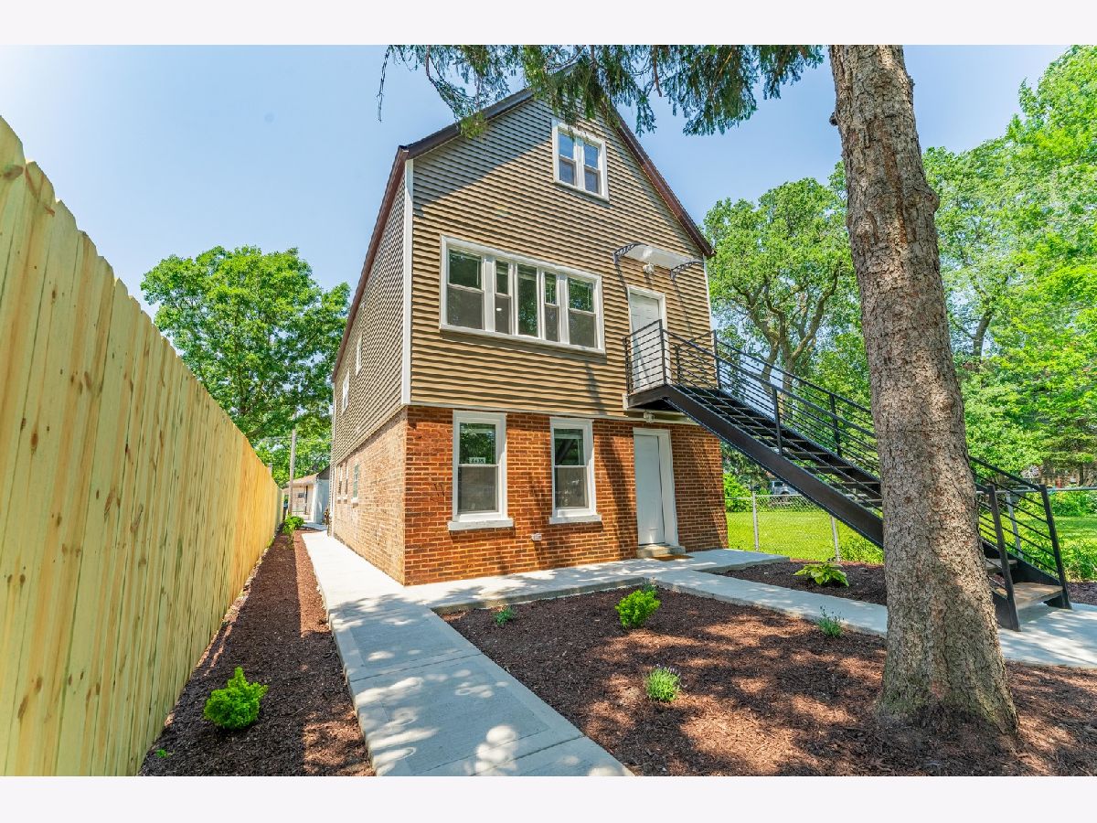  For Sale Chicago Illinois, 4438 Knox Avenue