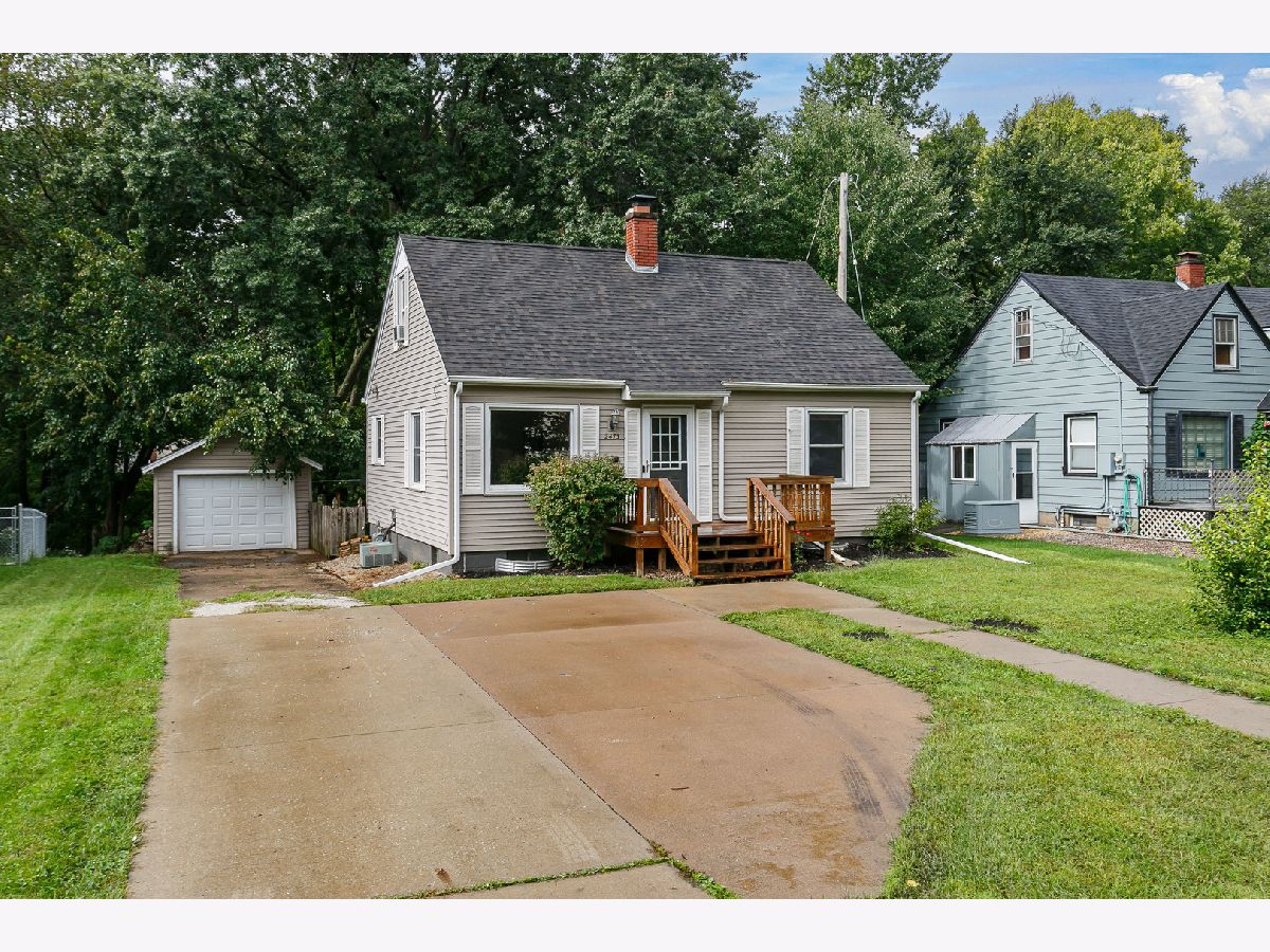  For Sale Moline Illinois, 2473 31st Street Court