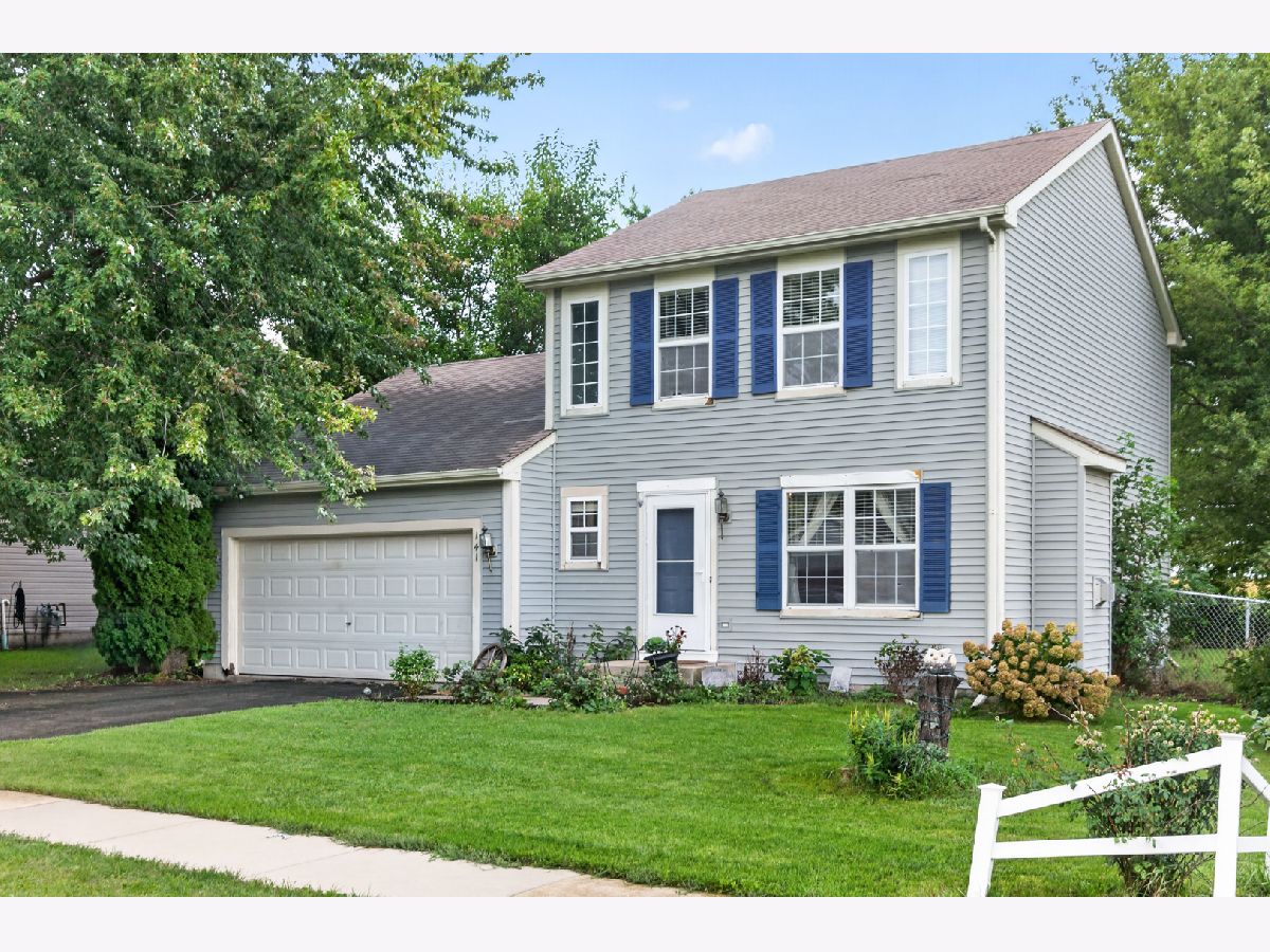  For Sale Cortland Illinois, 141 Prairiefield Avenue