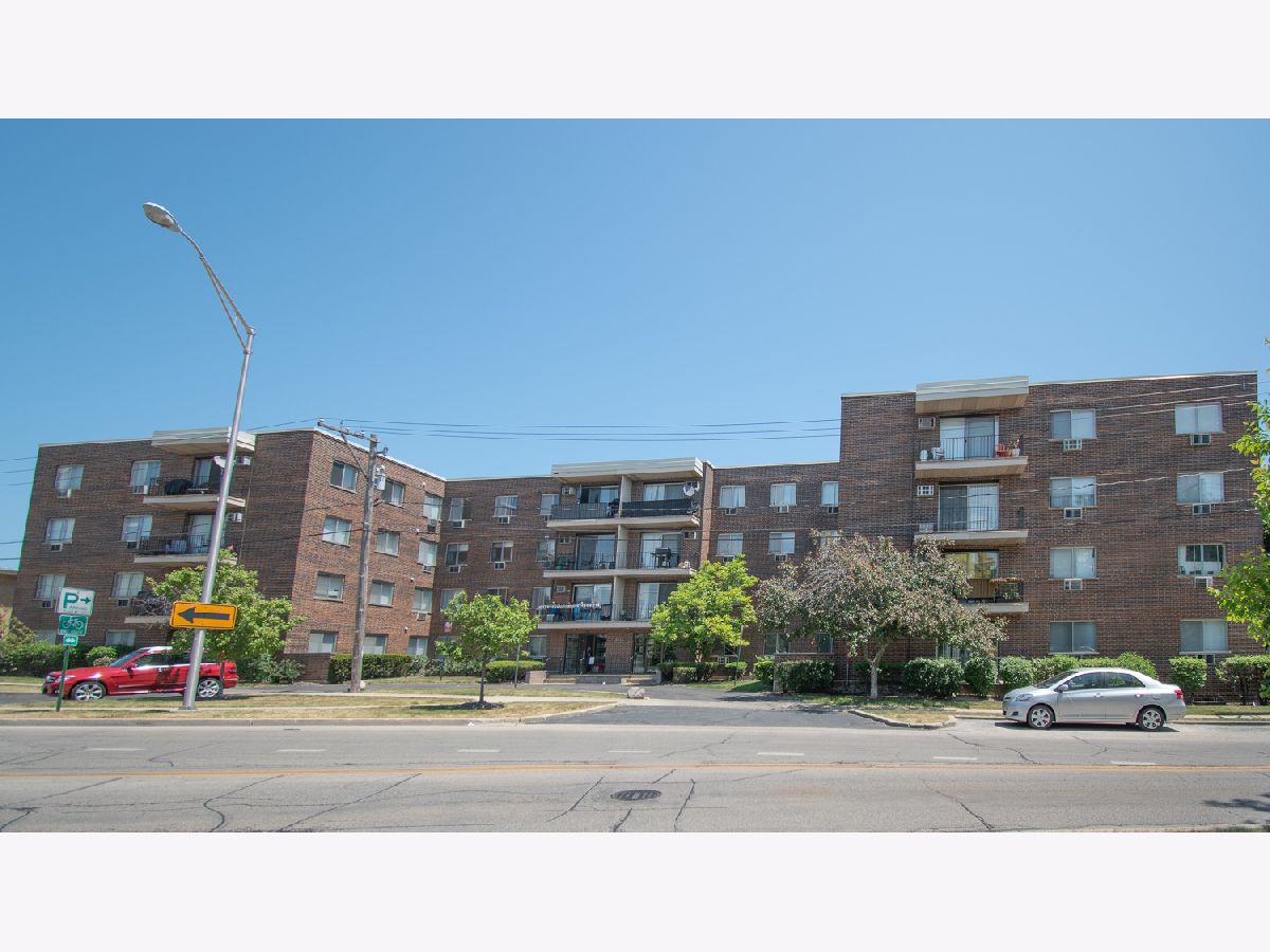  For Sale Skokie Illinois, 9445 Kenton Avenue