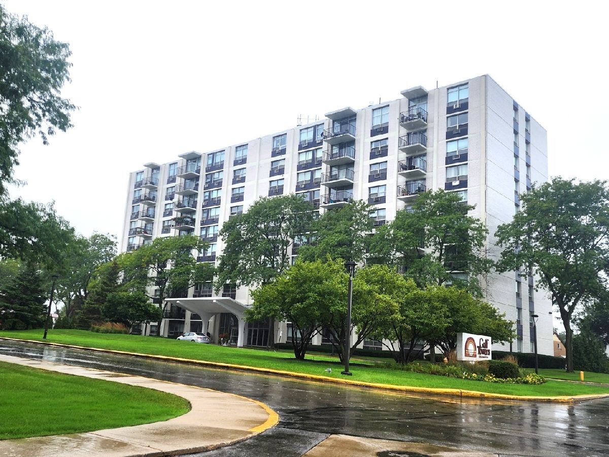  For Rent Des Plaines Illinois, 9009 Golf
