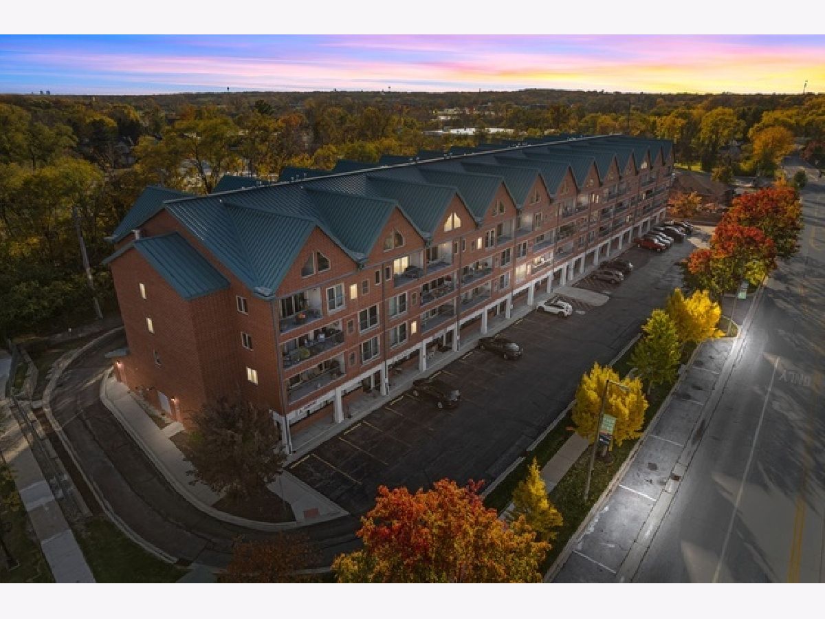  For Sale Lisle Illinois, 1111 Burlington Avenue