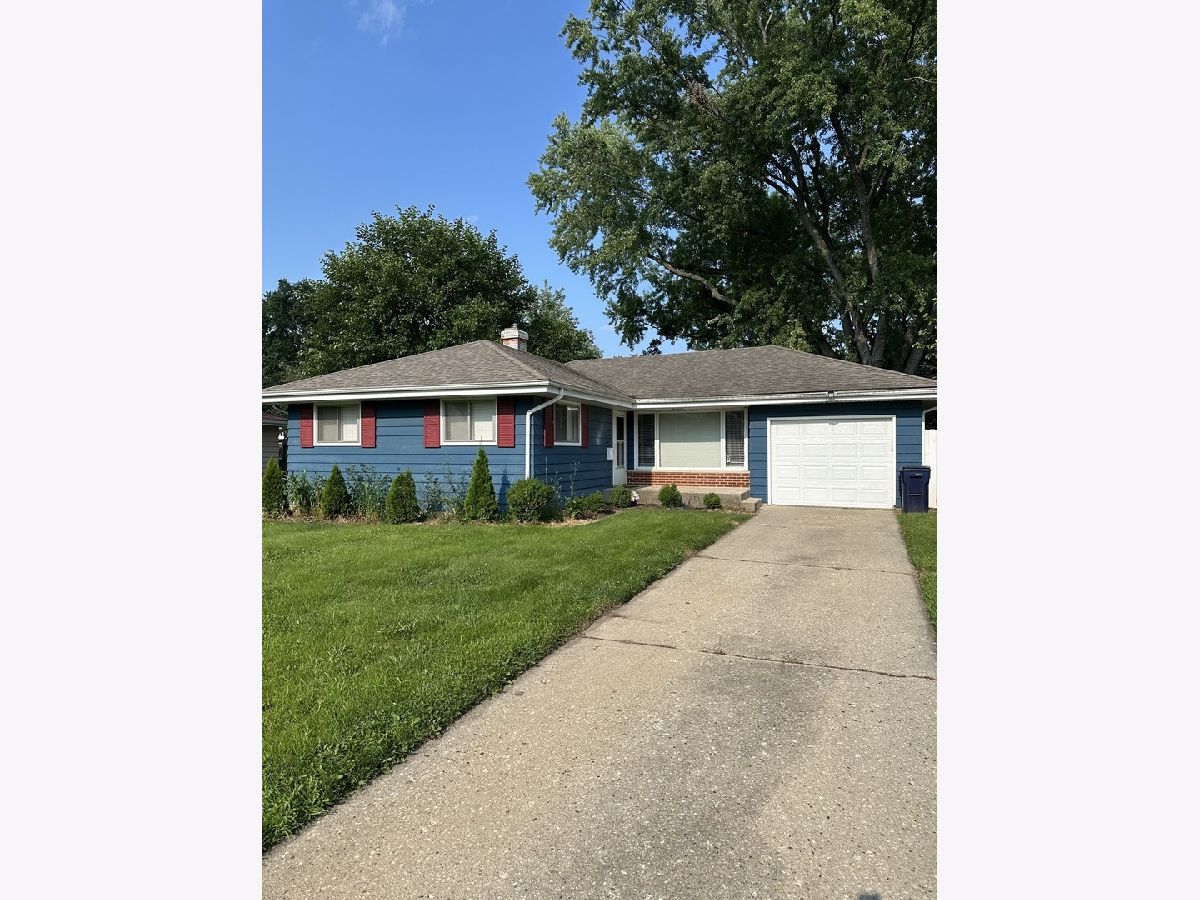  For Rent Elgin Illinois, 141 Kathleen