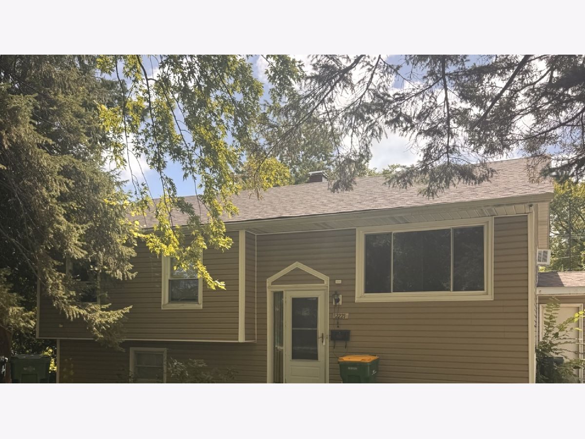  For Sale Zion Illinois, 2221 Carmel Boulevard