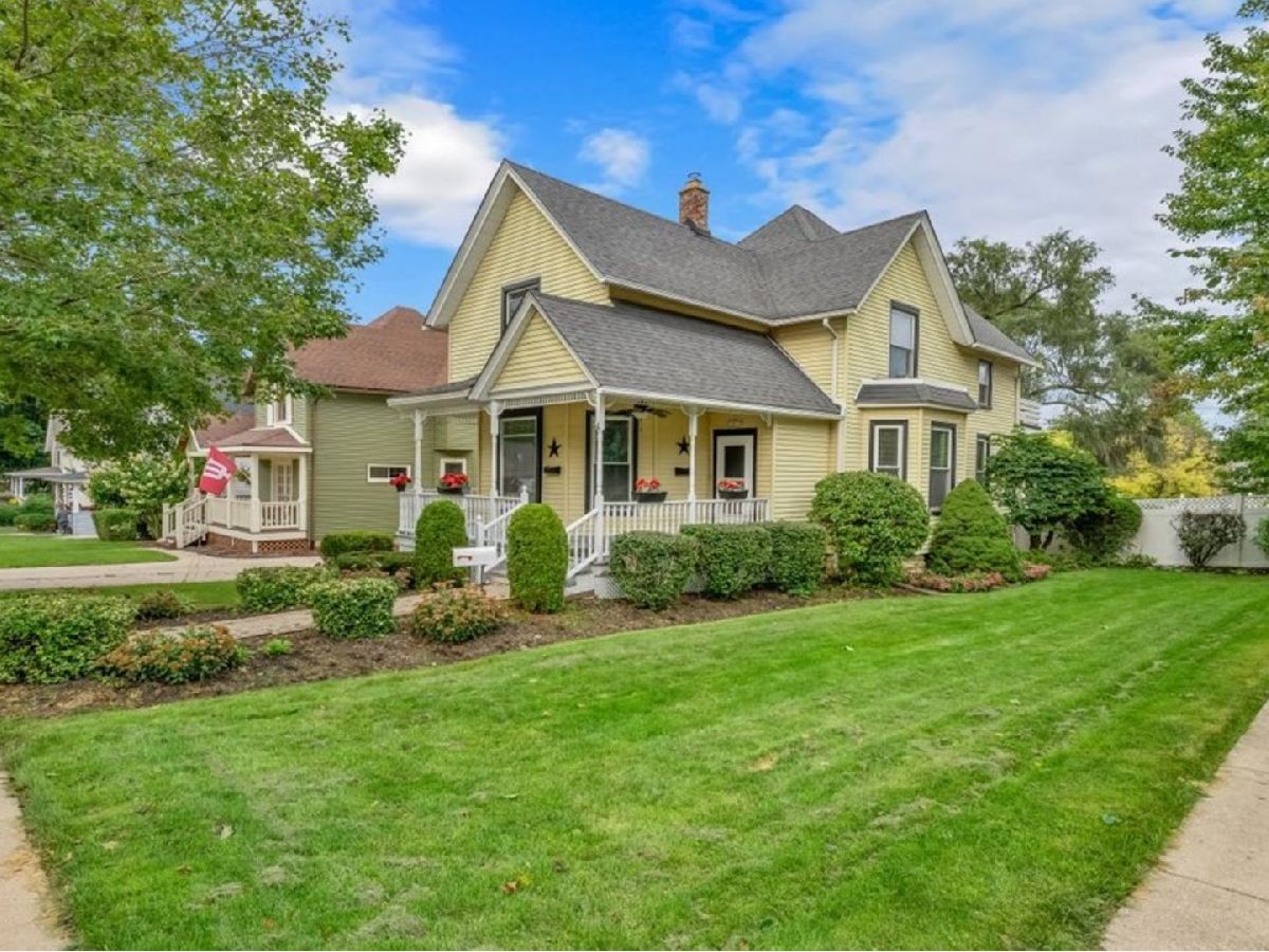  For Rent St Charles Illinois, 202 5th