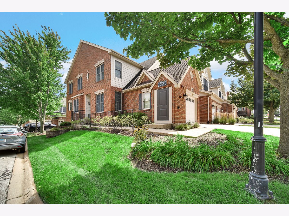 Homes & Townhomes For Sale Hawthorn Woods Country Club Hawthorn Woods Illinois, 22 Red Tail Drive