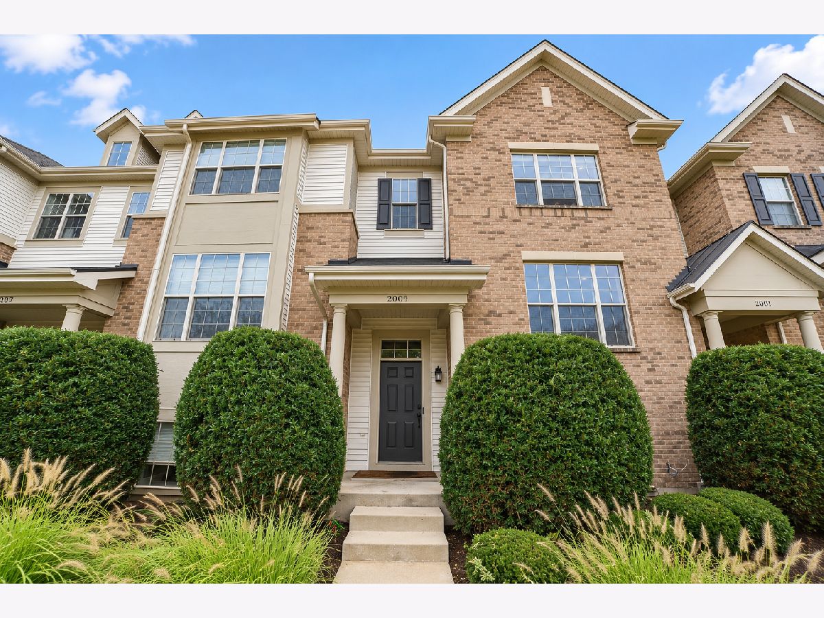  For Sale Glenview Illinois, 2009 Saipan Drive