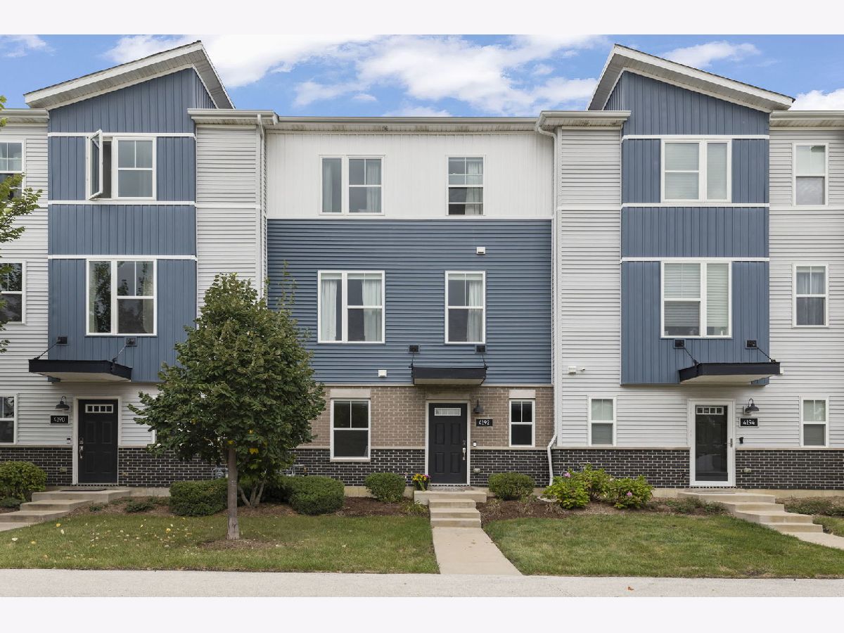  For Sale Aurora Illinois, 4192 Irving Road