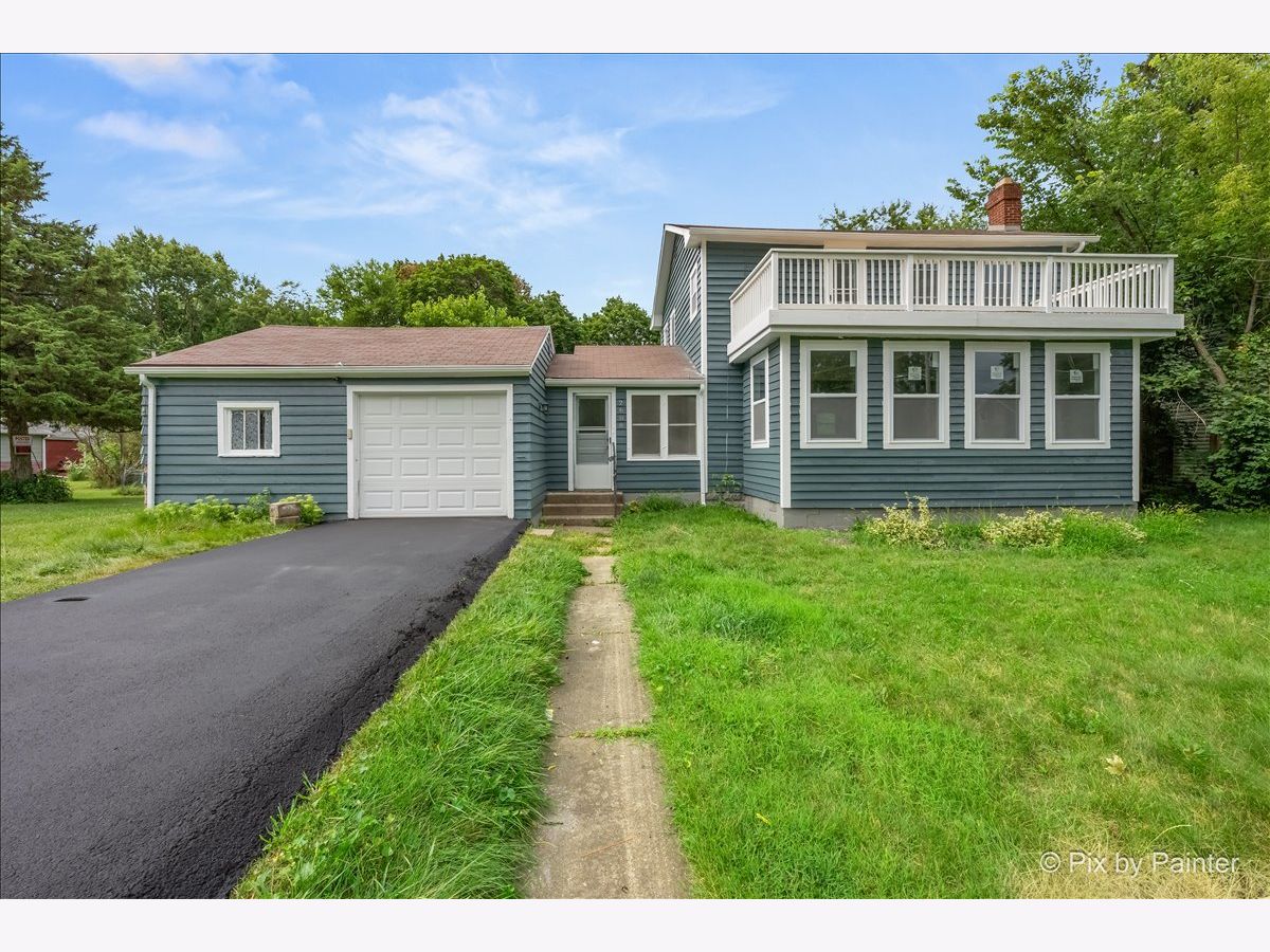  For Sale Mchenry Illinois, 2608 Kashmiri Avenue