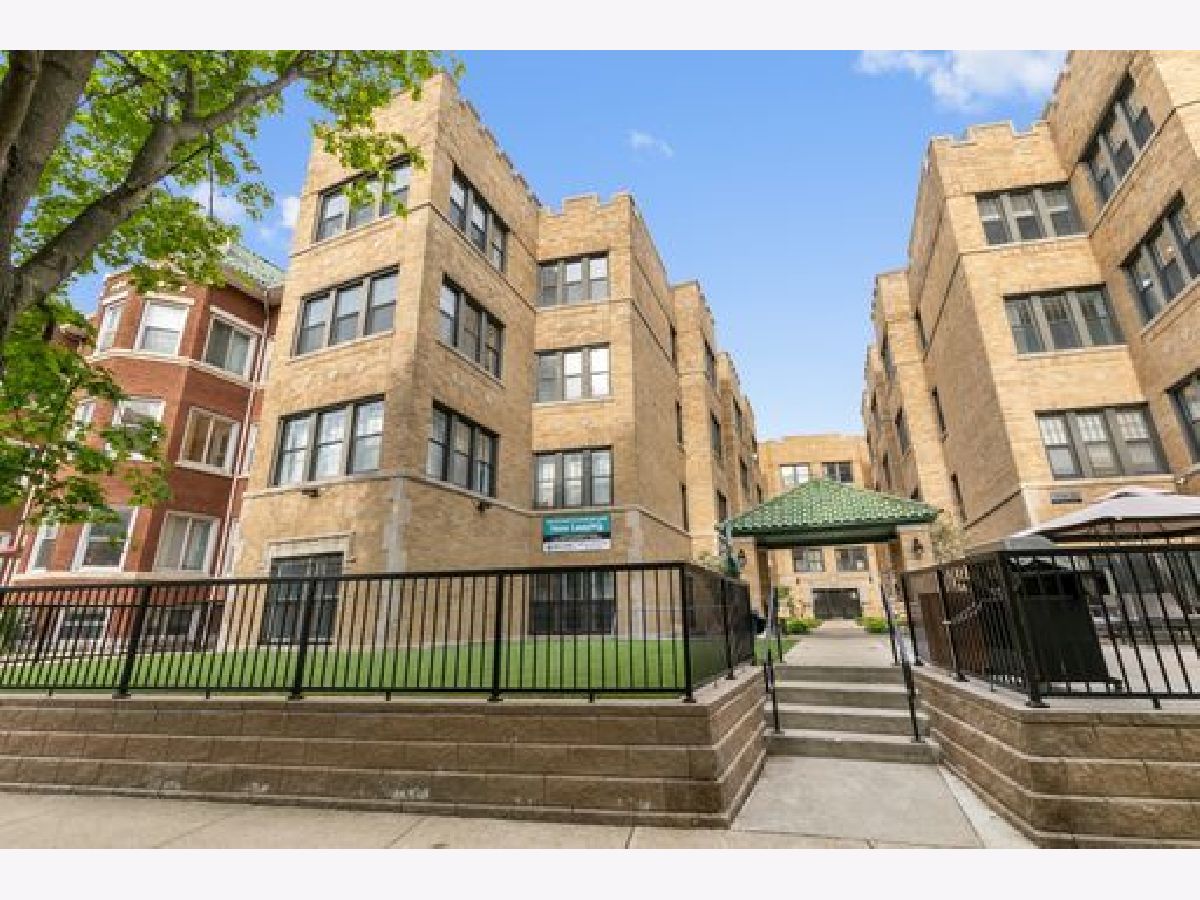  Rented Chicago Illinois, 7620 Eastlake