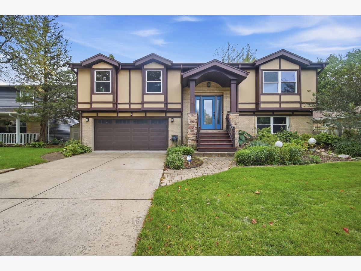  Sold Palatine Illinois, 135 King Arthur