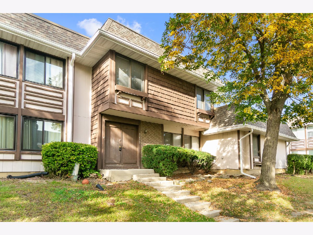  For Sale Hanover Park Illinois, 1235 San Simeon Drive