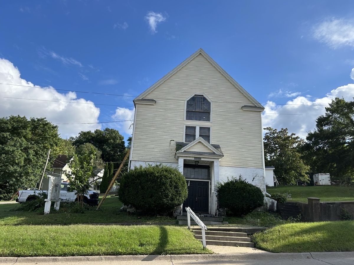  For Sale Moline Illinois, 1222 7th Avenue